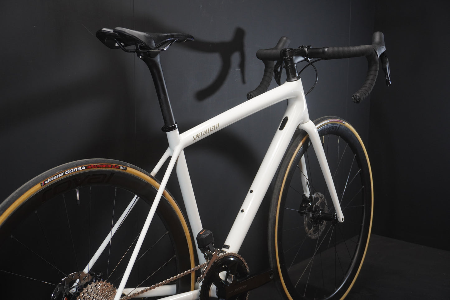 Specialized Aethos Comp 105 Di2 Carbon Disc Road Bike 2024 - 54cm - Upgraded Roval Wheels
