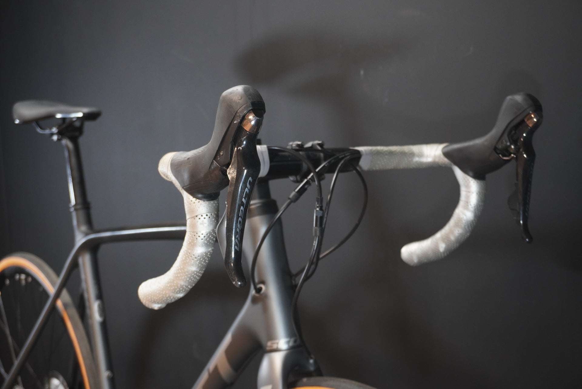 Scott Addict 10 Carbon Disc Road Bike 2020 - Large 56cm