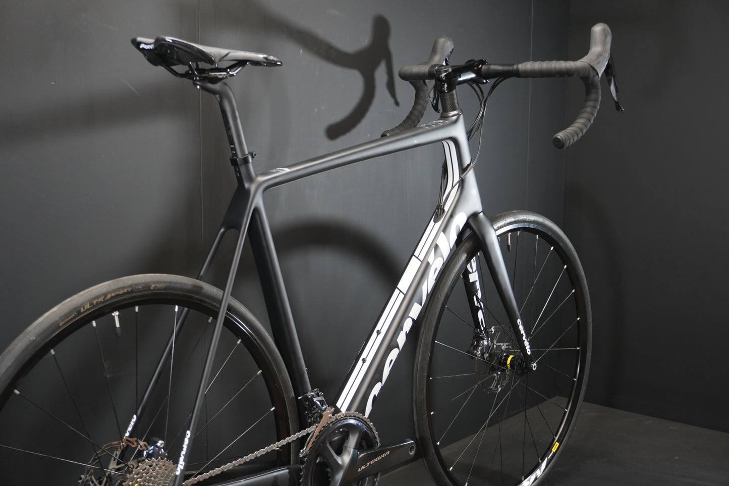 Cervelo R3 Ultegra Carbon Disc Road Bike 2020 - 61cm