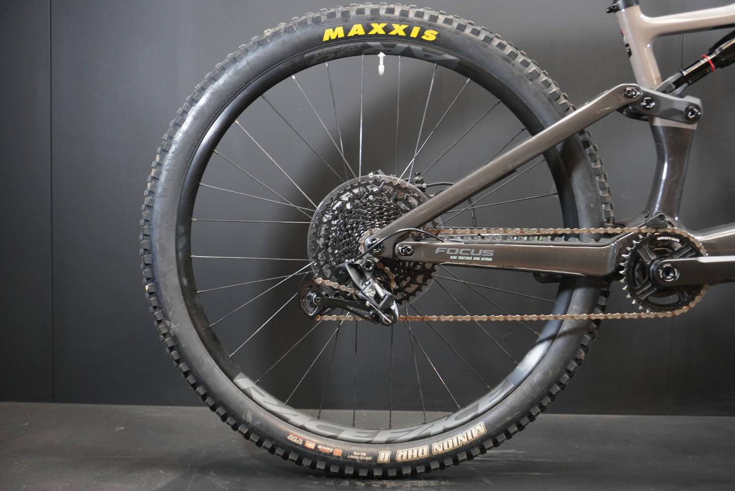 Focus Jam² SL 8.7 E-MTB 2024 - Medium - 265 Miles