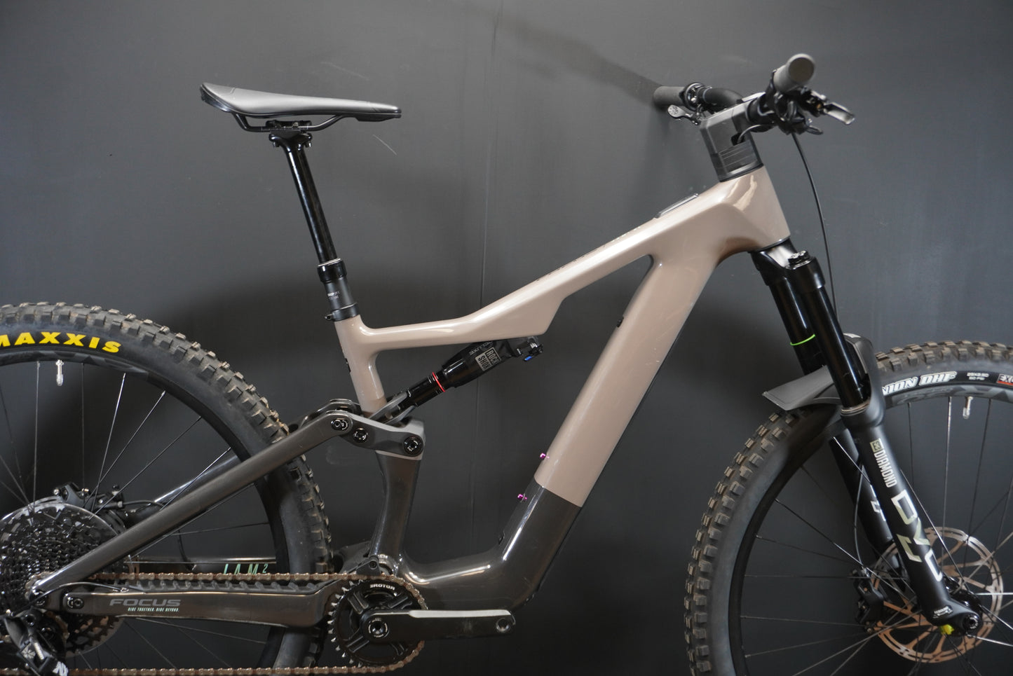 Focus Jam² SL 8.7 E-MTB 2024 - Medium - 265 Miles