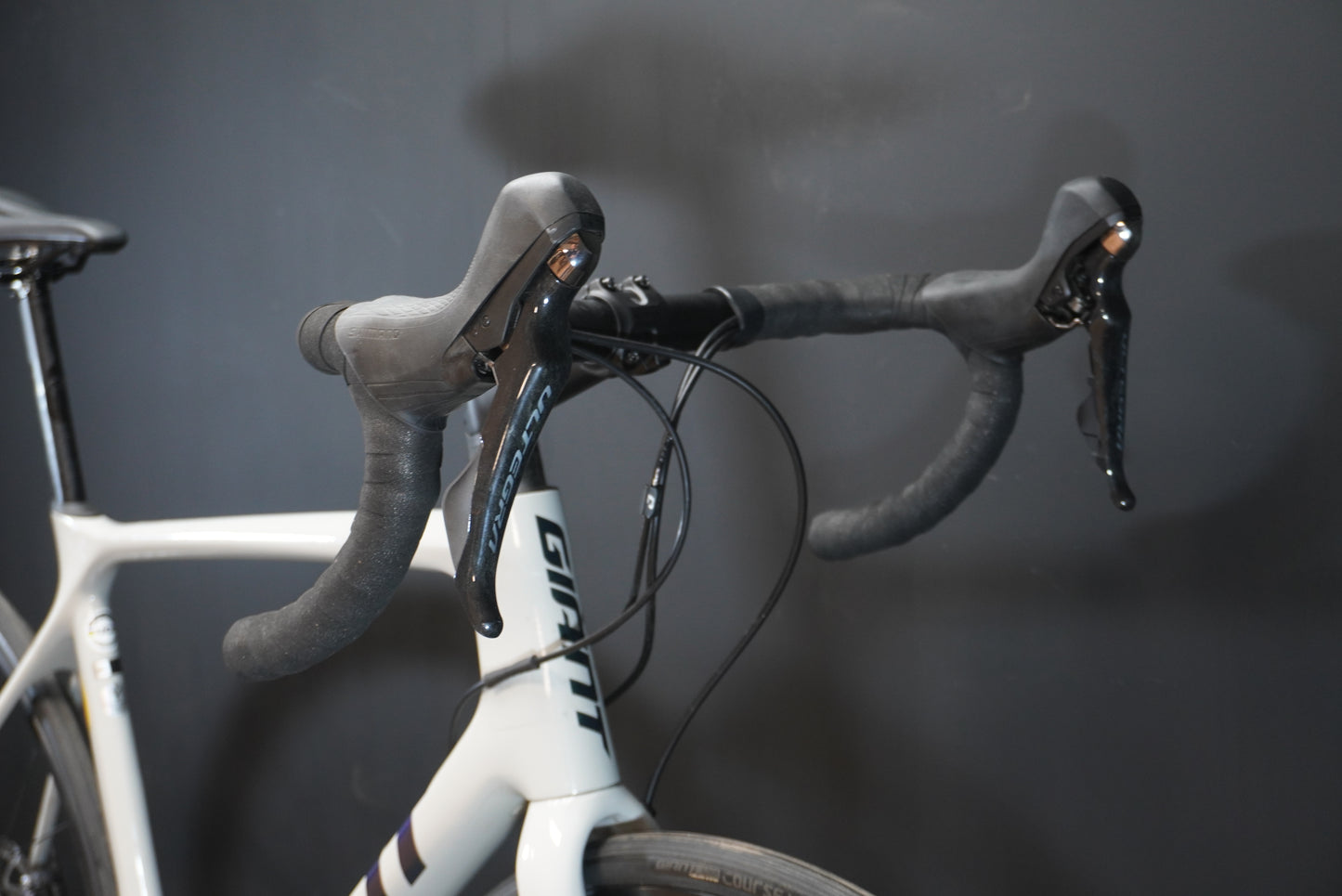 Giant TCR Advanced 1 Ultegra Carbon Disc Road Bike 2021 - M/L