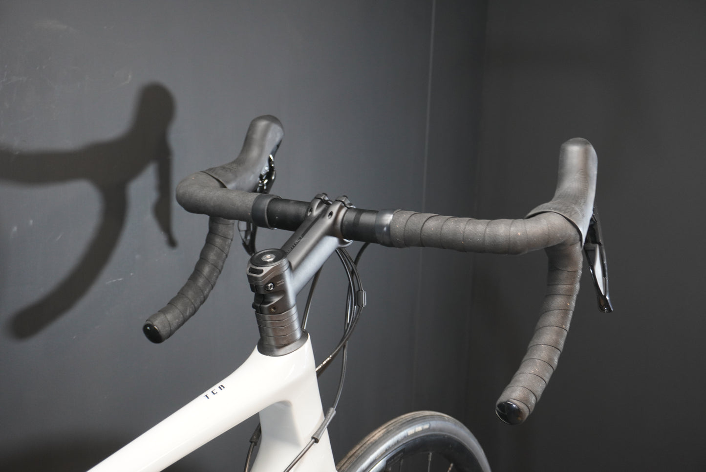 Giant TCR Advanced 1 Ultegra Carbon Disc Road Bike 2021 - M/L