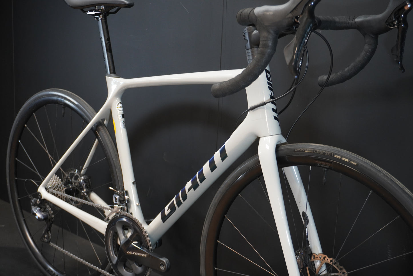 Giant TCR Advanced 1 Ultegra Carbon Disc Road Bike 2021 - M/L