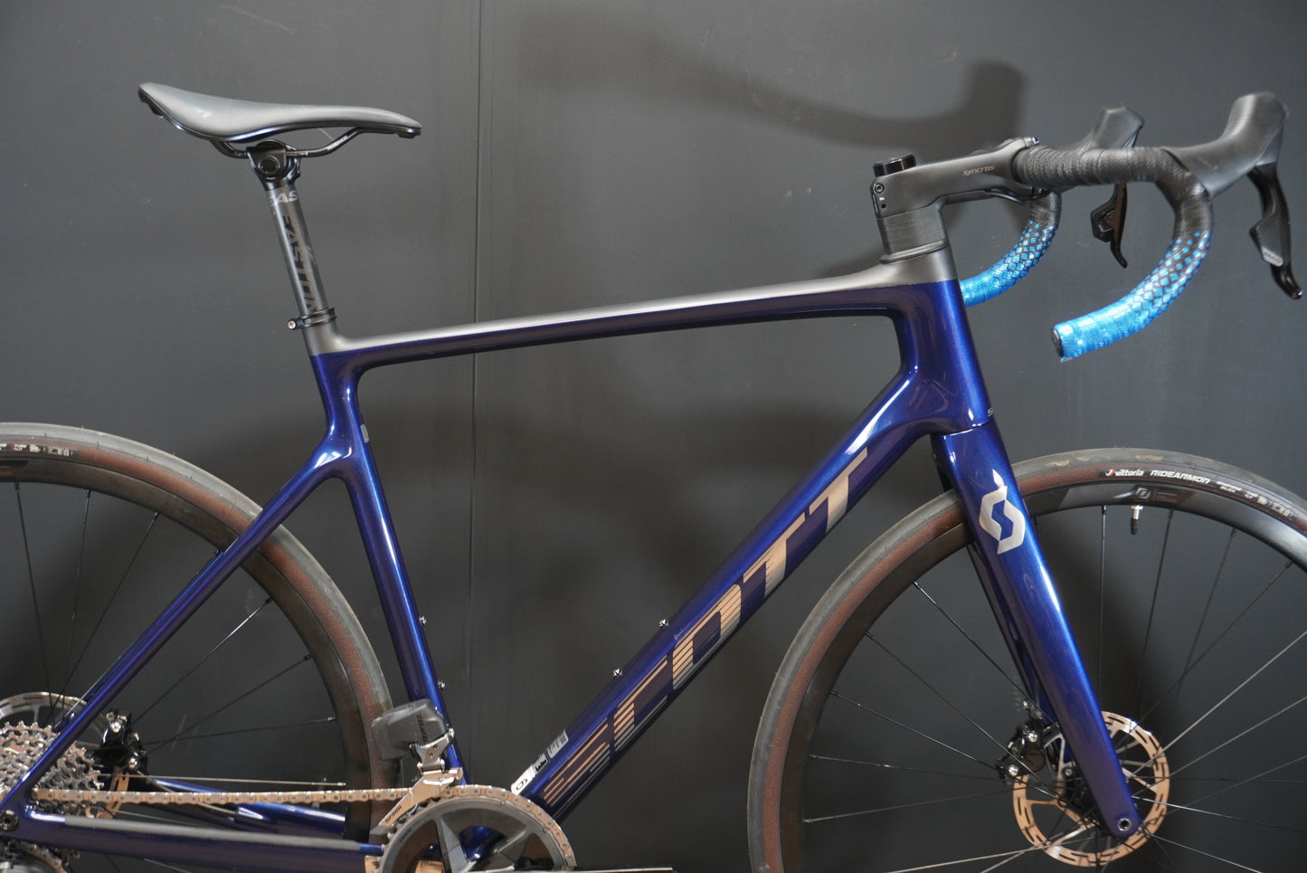 Scott Addict 10 Rival AXS Carbon Disc Road Bike 2022 - Large 56cm