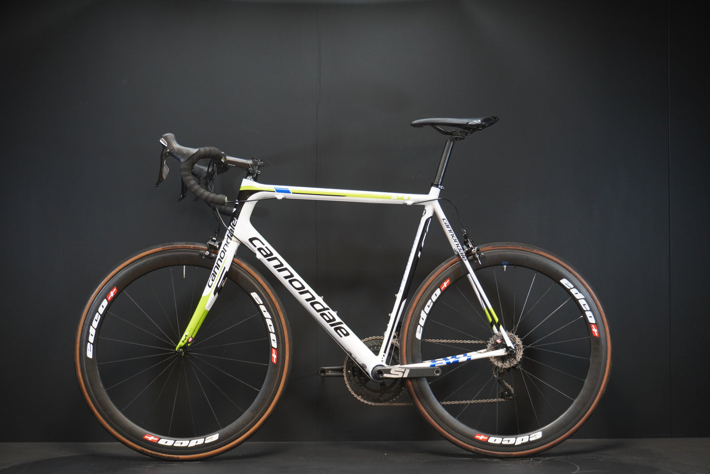 Cannondale Supersix Evo 105 carbon road bike - 60cm