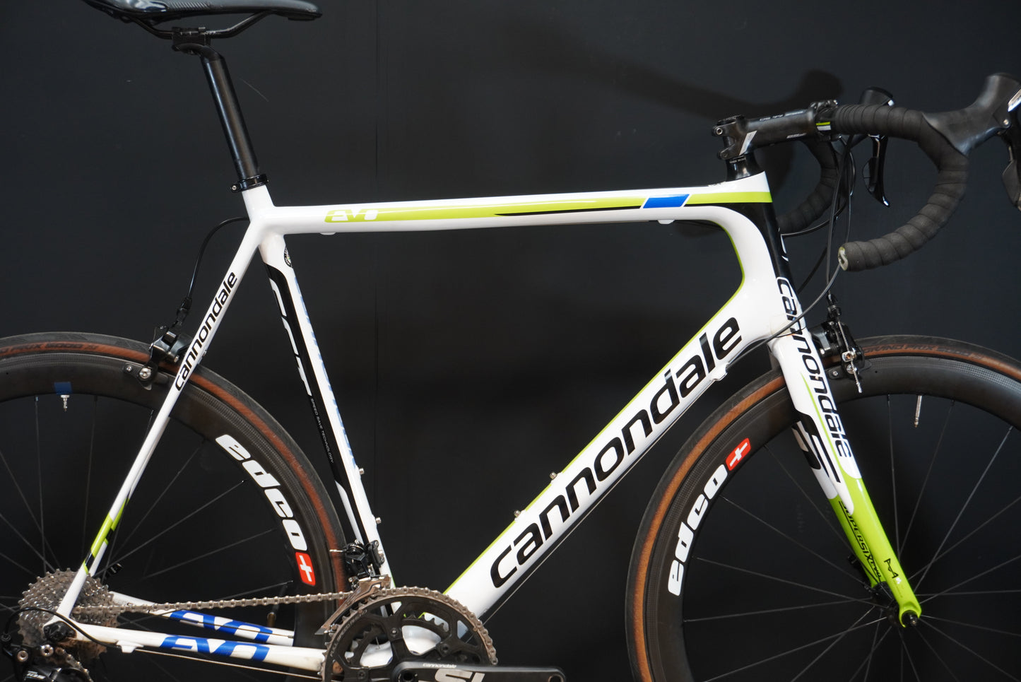 Cannondale Supersix Evo 105 carbon road bike - 60cm