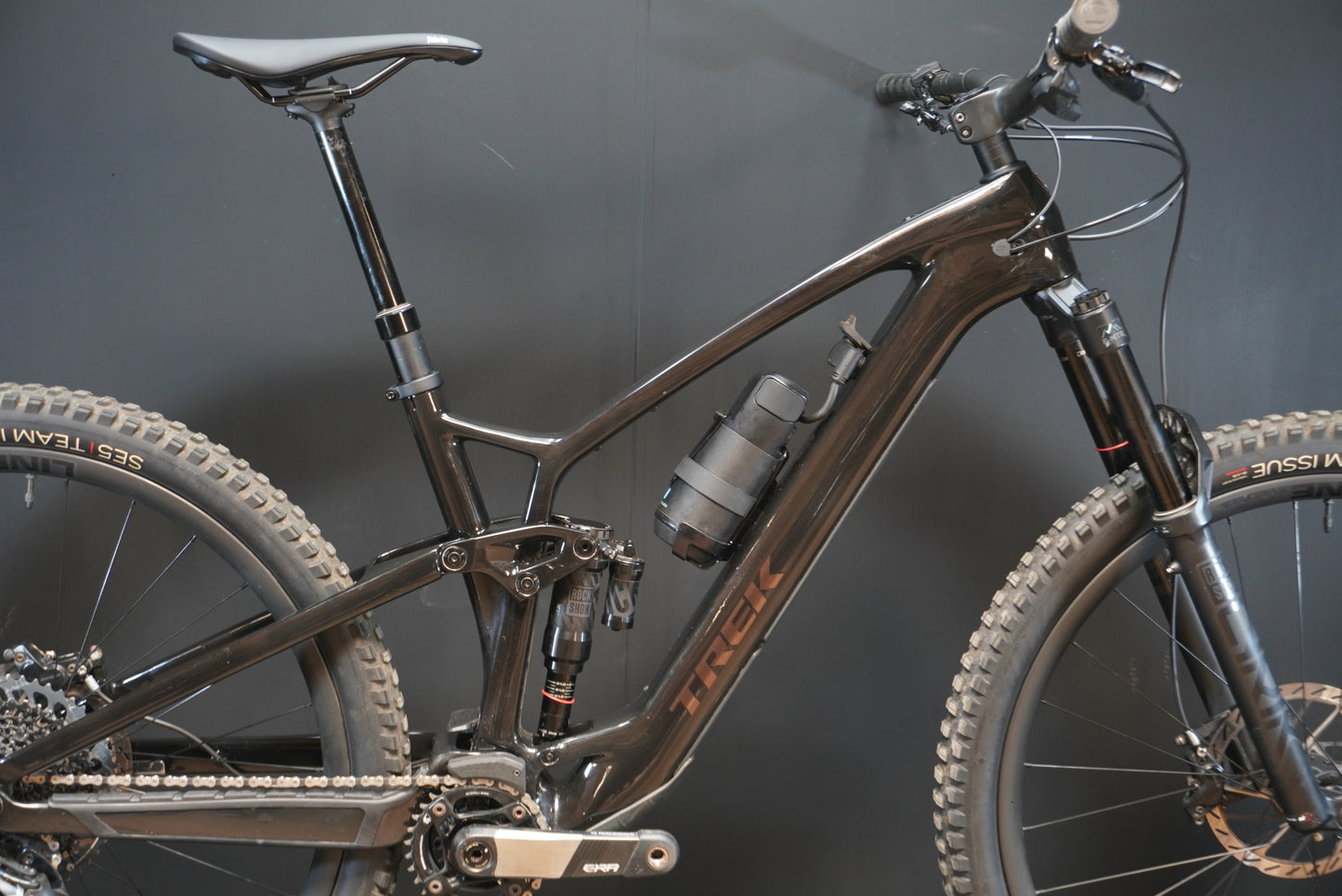 Trek Fuel EXE 9.8 GX AXS & Range Ext. FS E-MTB 2023 - Large - 14 Miles