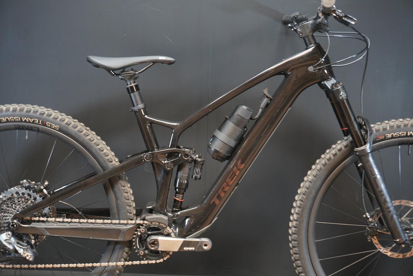 Trek Fuel EXE 9.8 GX AXS & Range Ext. FS E-MTB 2023 - Large - 14 Miles