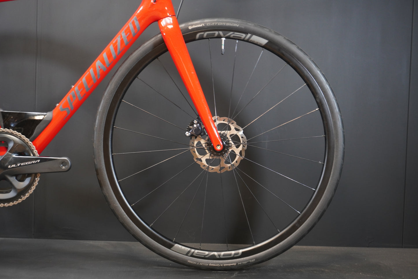 Specialized Roubaix Expert Ultegra Carbon Disc Road Bike 2018 - 54cm