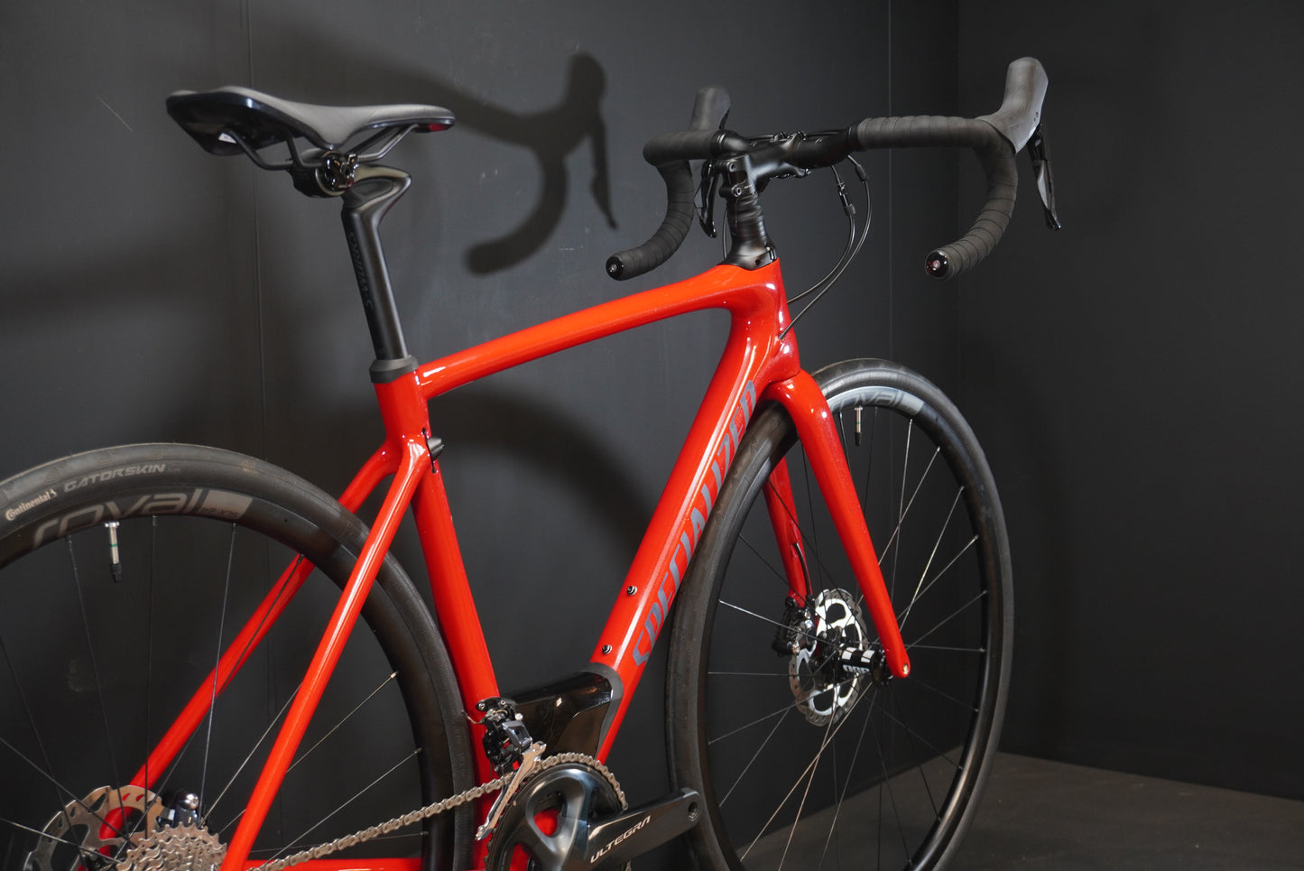 Specialized Roubaix Expert Ultegra Carbon Disc Road Bike 2018 - 54cm