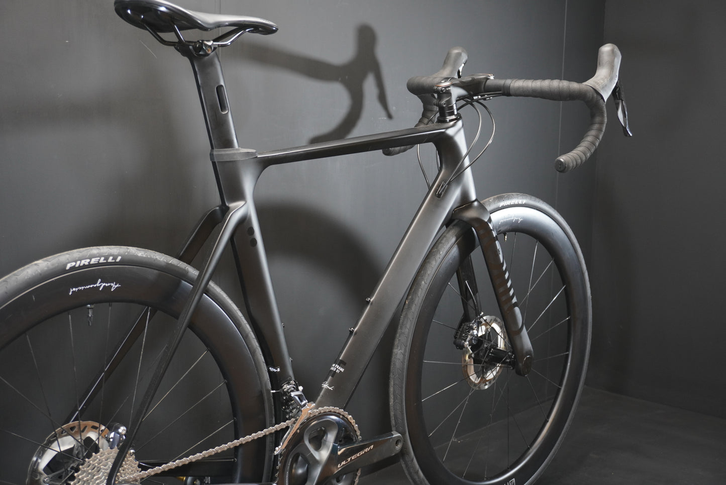 Rondo HVRT CF1 carbon road bike 2020 - 56cm