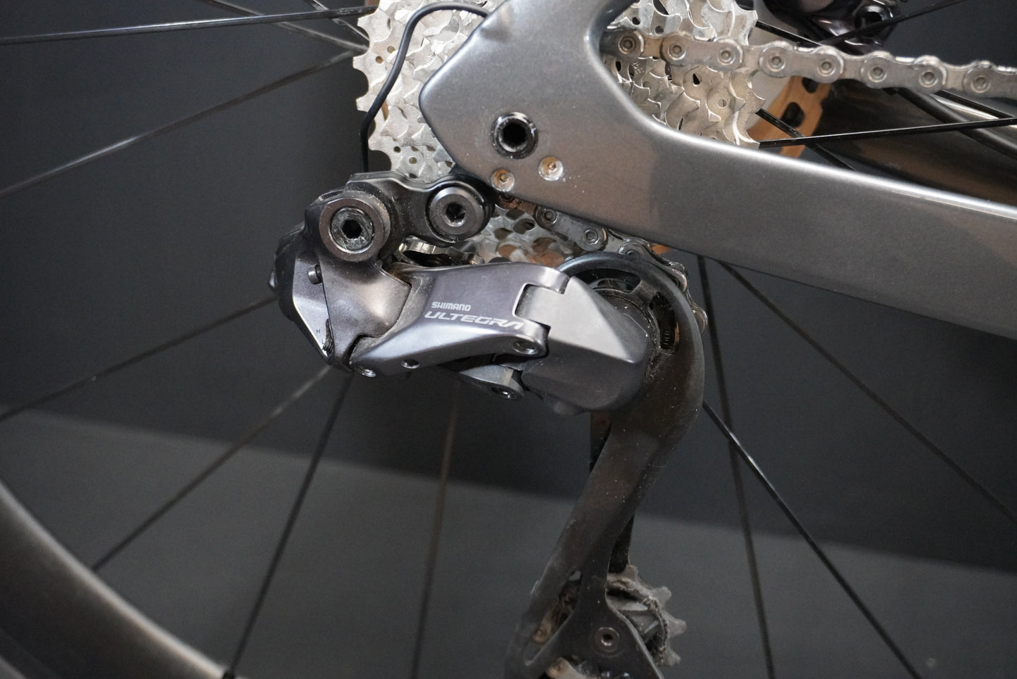 Trek Madone SL6 Ultegra Di2 Carbon Disc Road Bike 2021 - 54cm