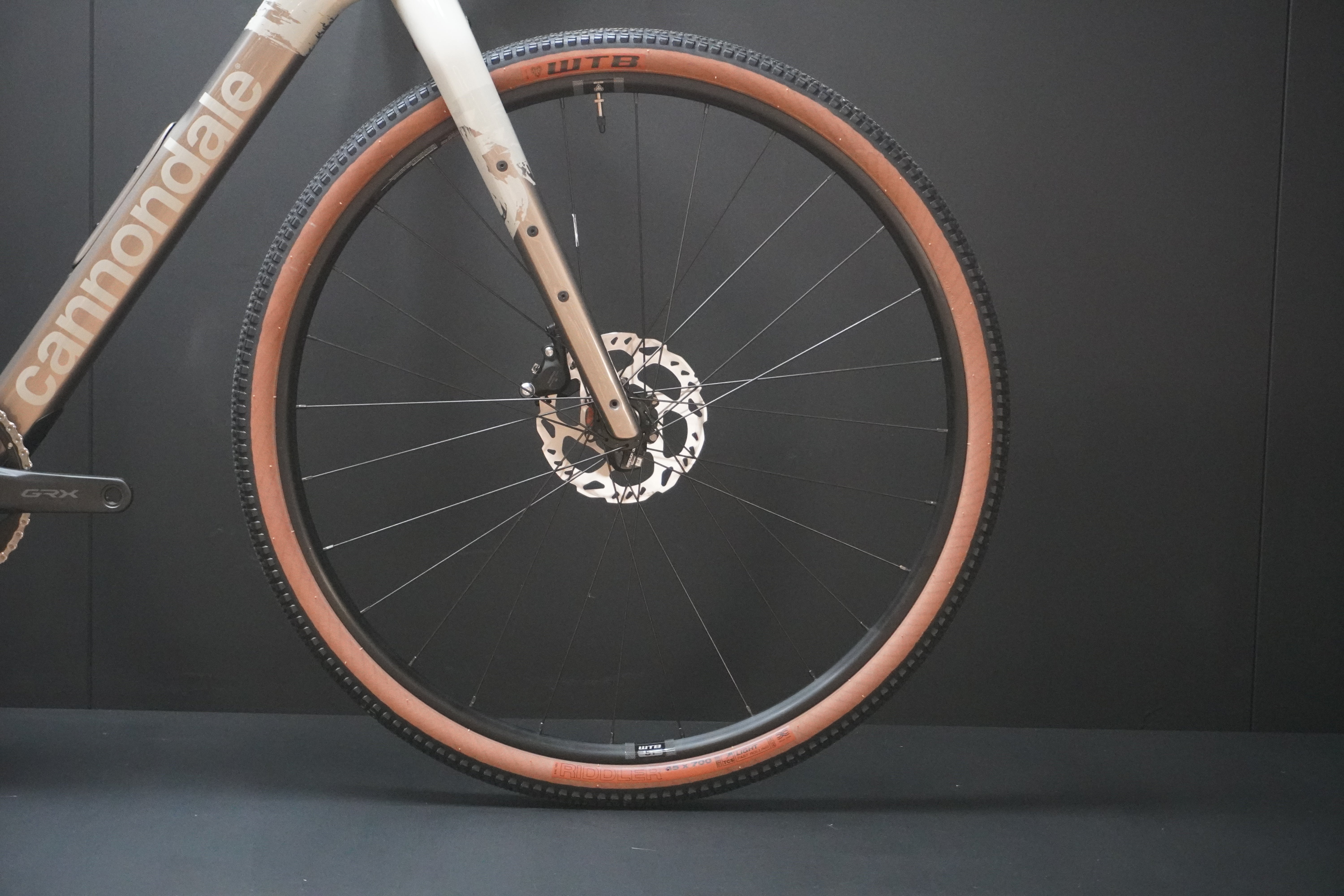 Cannondale Topstone 3 Carbon Disc Gravel Bike 56cm - 2025