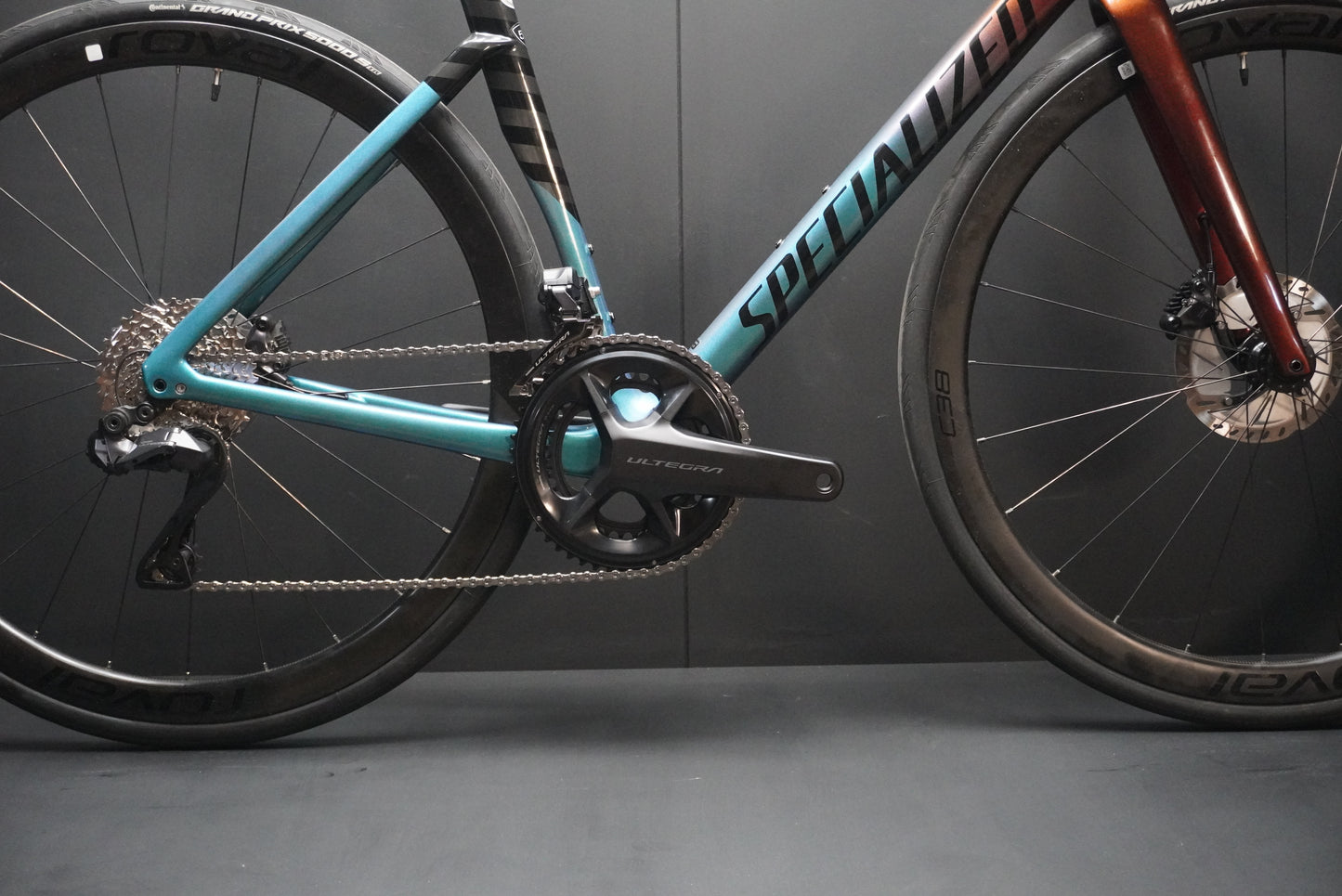 Specialized Tarmac SL7 Expert Di2 Carbon Disc Road Bike 56cm - 2021 - Upgraded to 12Spd