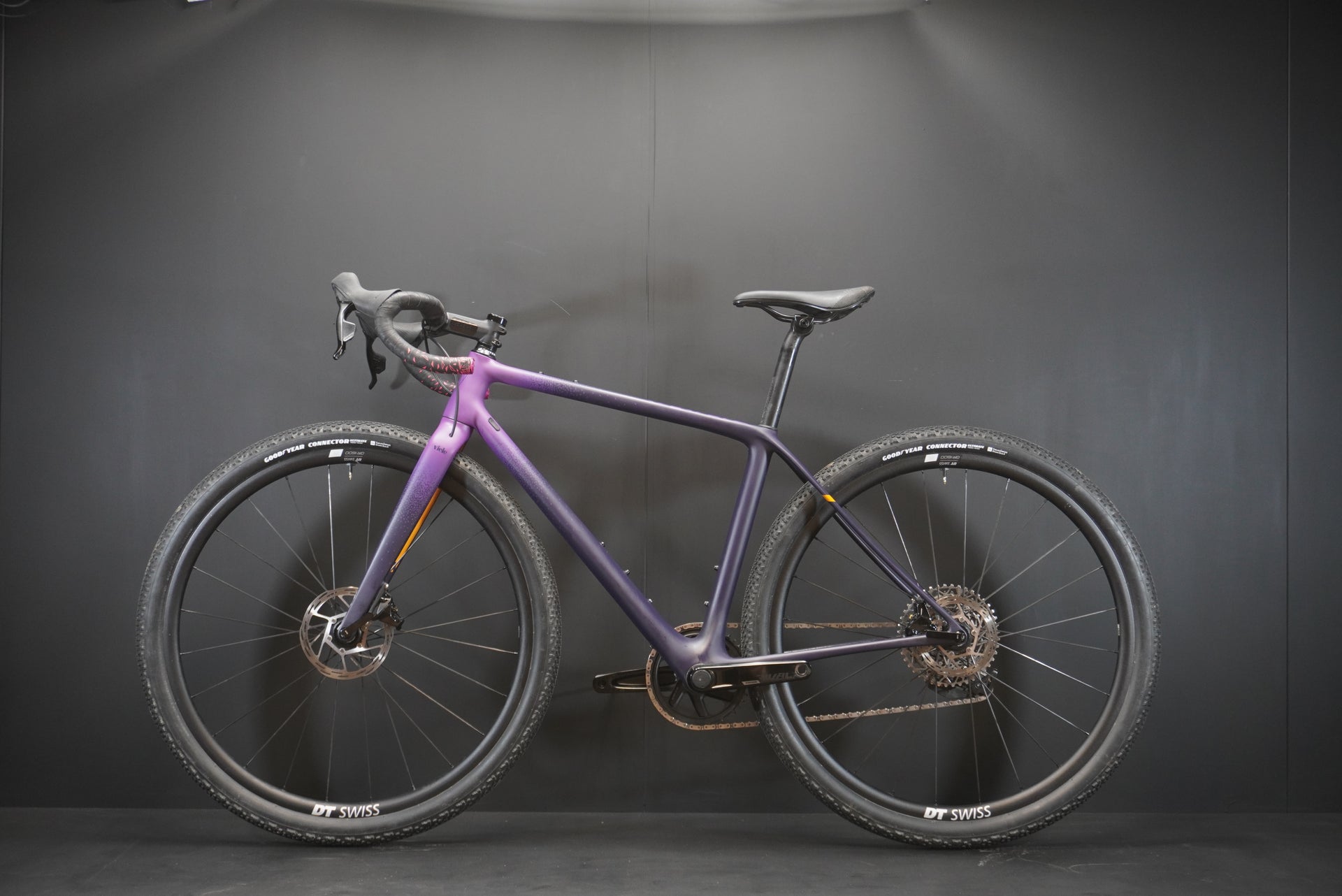 Vielo V+1  Rival AXS & P/M Carbon Disc Road Bike 2025 - Small