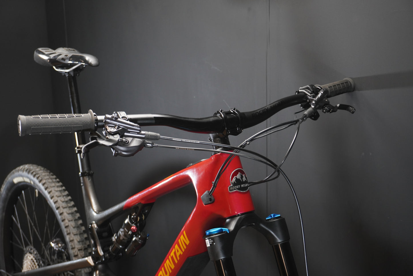Rocky Mountain Instinct Powerplay Carbon 70 E-Bike 2023 - XL - 30 miles