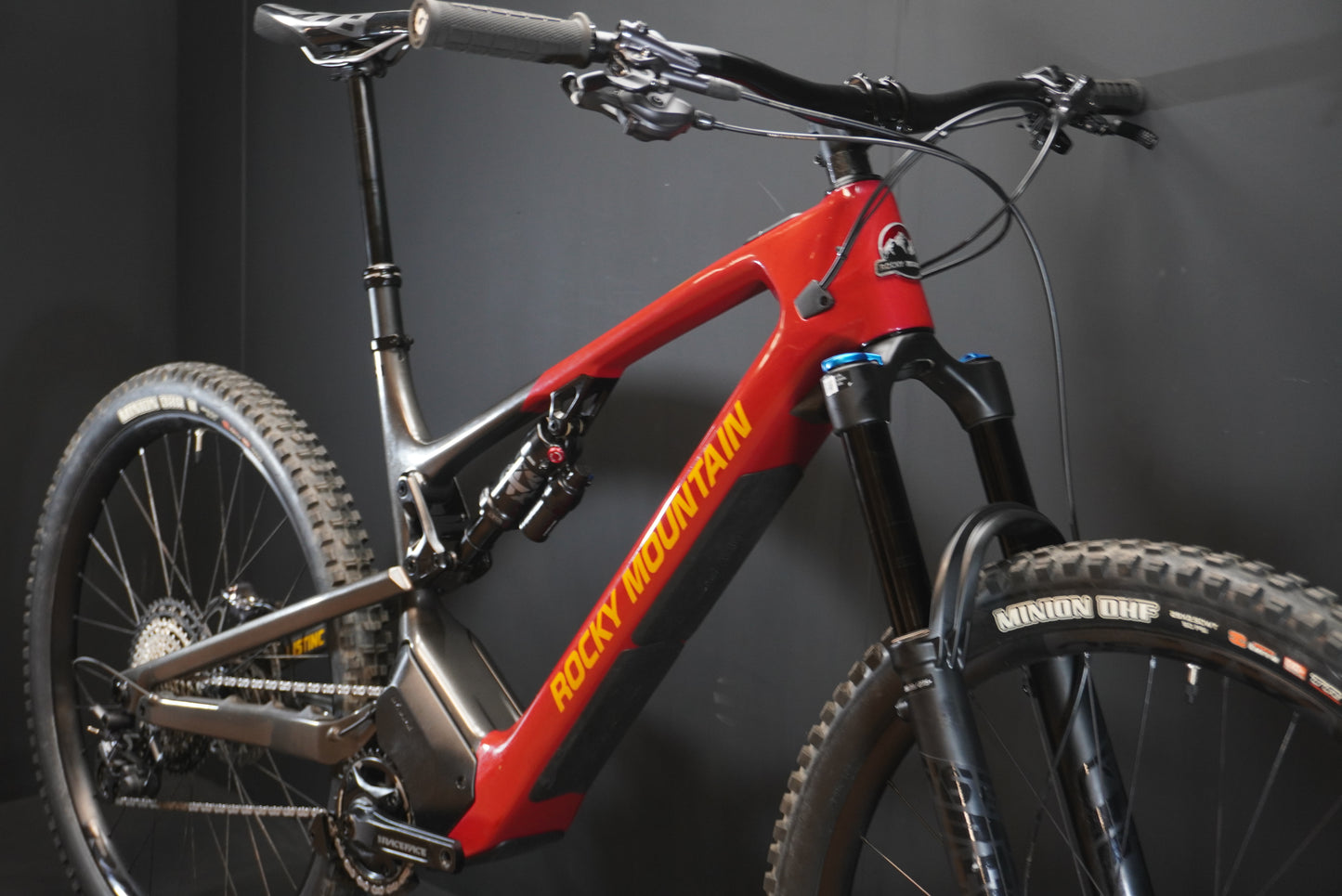 Rocky Mountain Instinct Powerplay Carbon 70 E-Bike 2023 - XL - 30 miles