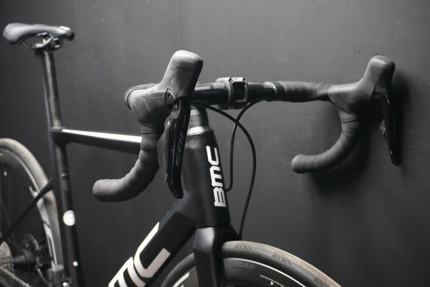 BMC Teammachine SLR Seven 105 Di2 Carbon Disc Road Bike 2023 - 54cm - £1.5K+ of Upgrades