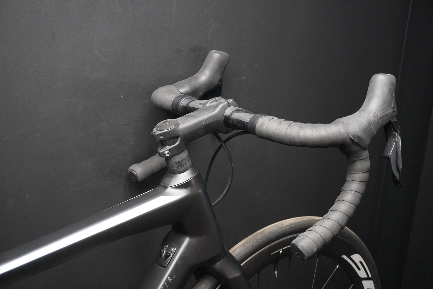 BMC Teammachine SLR Seven 105 Di2 Carbon Disc Road Bike 2023 - 54cm - £1.5K+ of Upgrades