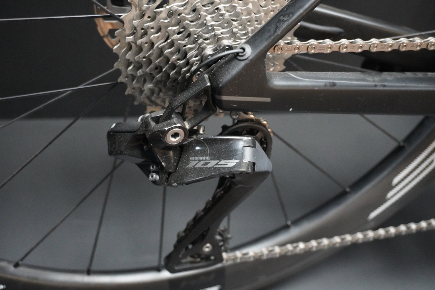 BMC Teammachine SLR Seven 105 Di2 Carbon Disc Road Bike 2023 - 54cm - £1.5K+ of Upgrades