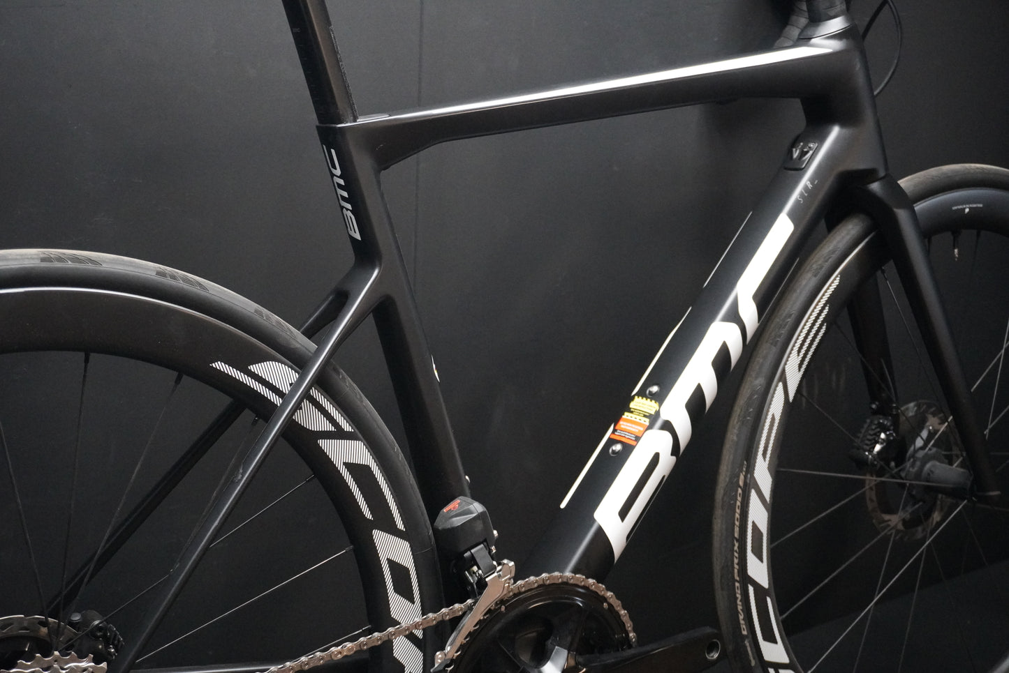 BMC Teammachine SLR Seven 105 Di2 Carbon Disc Road Bike 2023 - 54cm - £1.5K+ of Upgrades