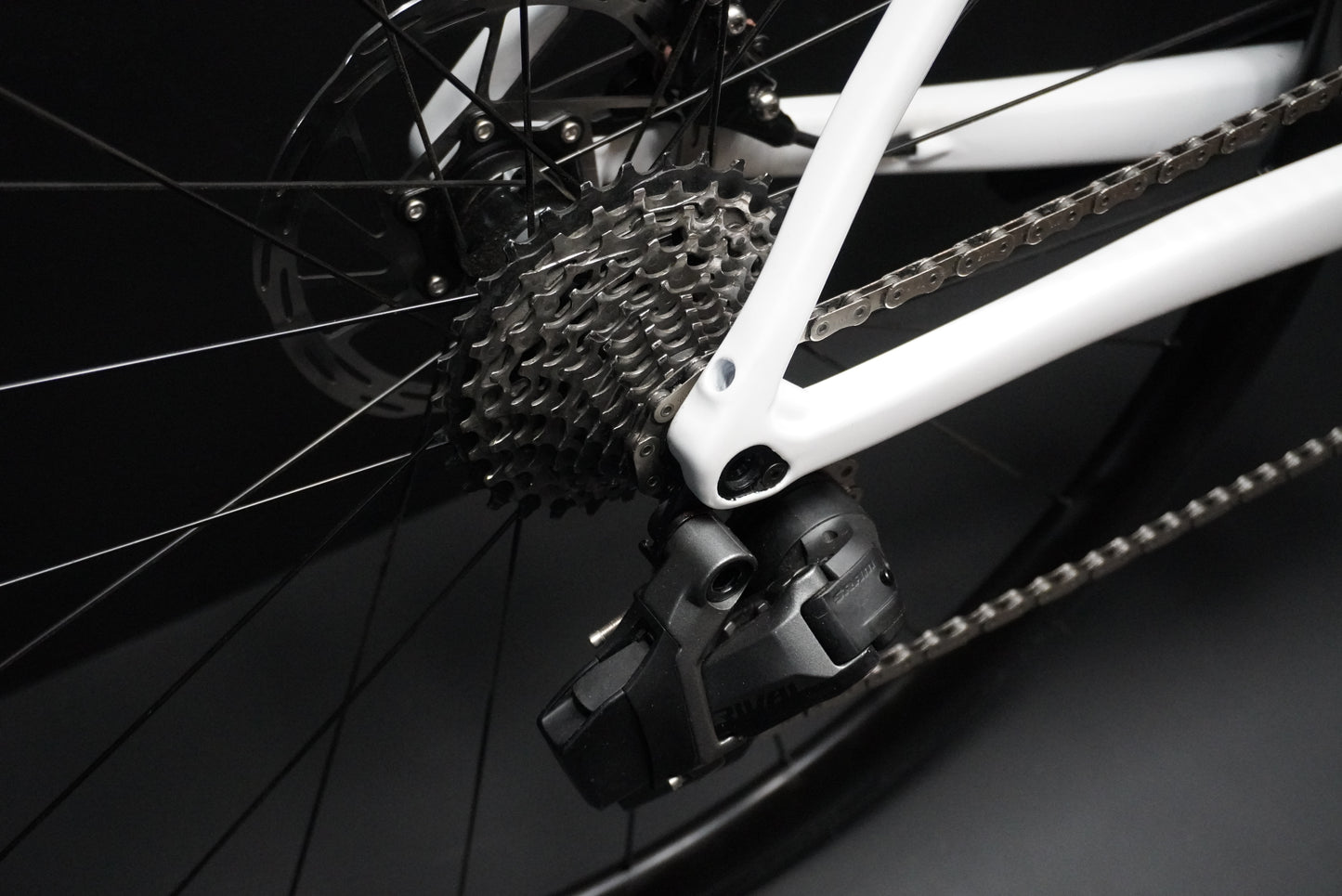 Ex-Display Colnago V3 AXS Carbon Disc Road Bike 2023 - 52s