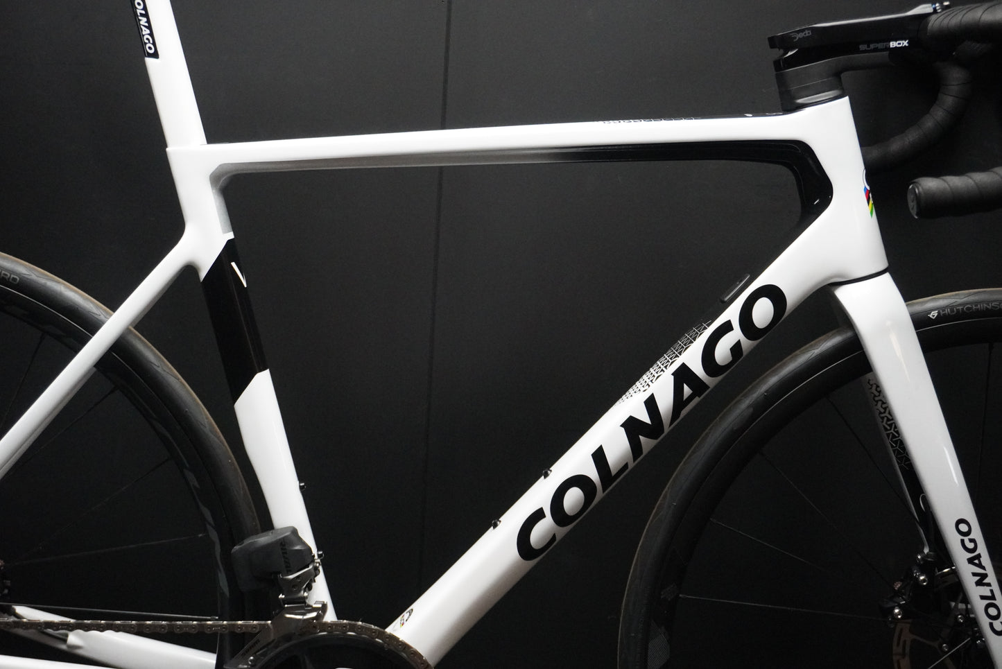 Ex-Display Colnago V3 AXS Carbon Disc Road Bike 2023 - 52s