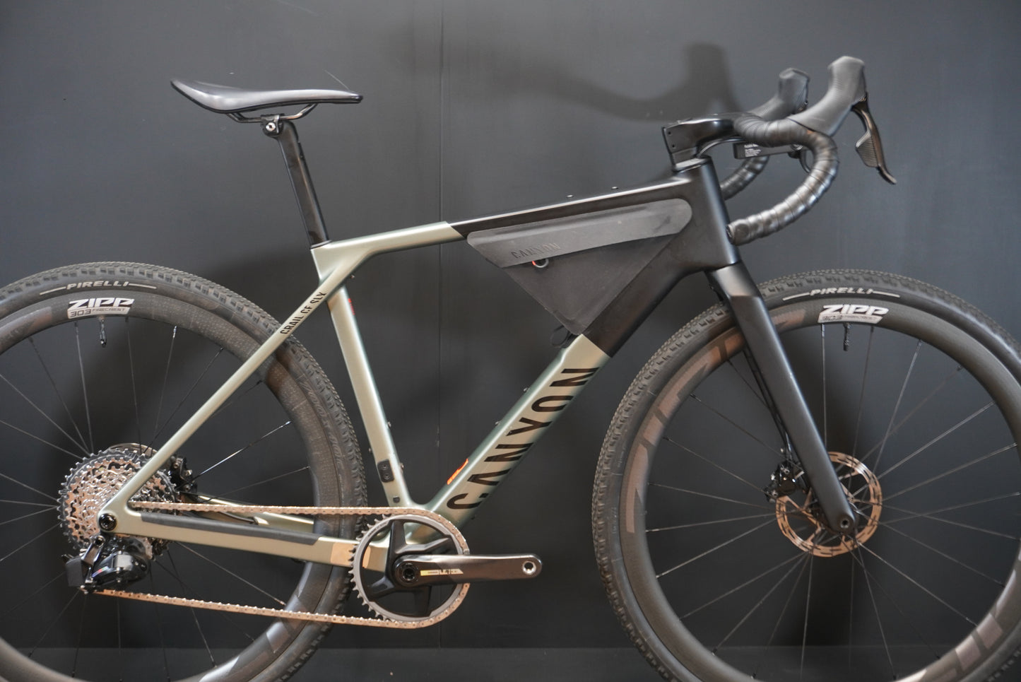 Canyon Grail CF SLX 8 AXS Carbon Disc Gravel Bike 2024 - Small
