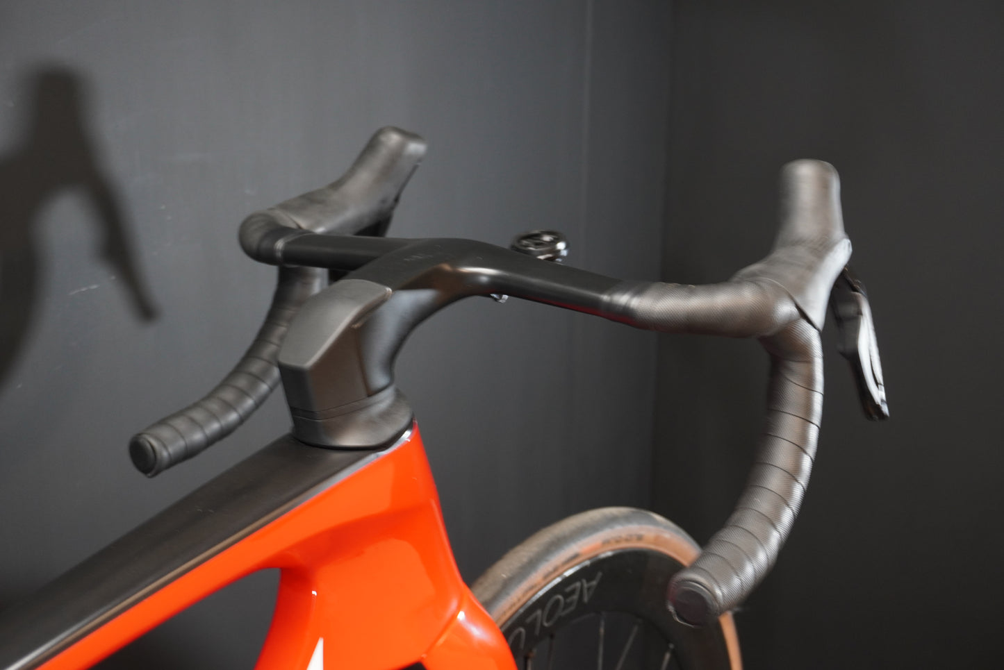 Trek Madone SLR 9 Gen 7 Dura-Ace Di2 Carbon Disc Road Bike 2024 - 56cm