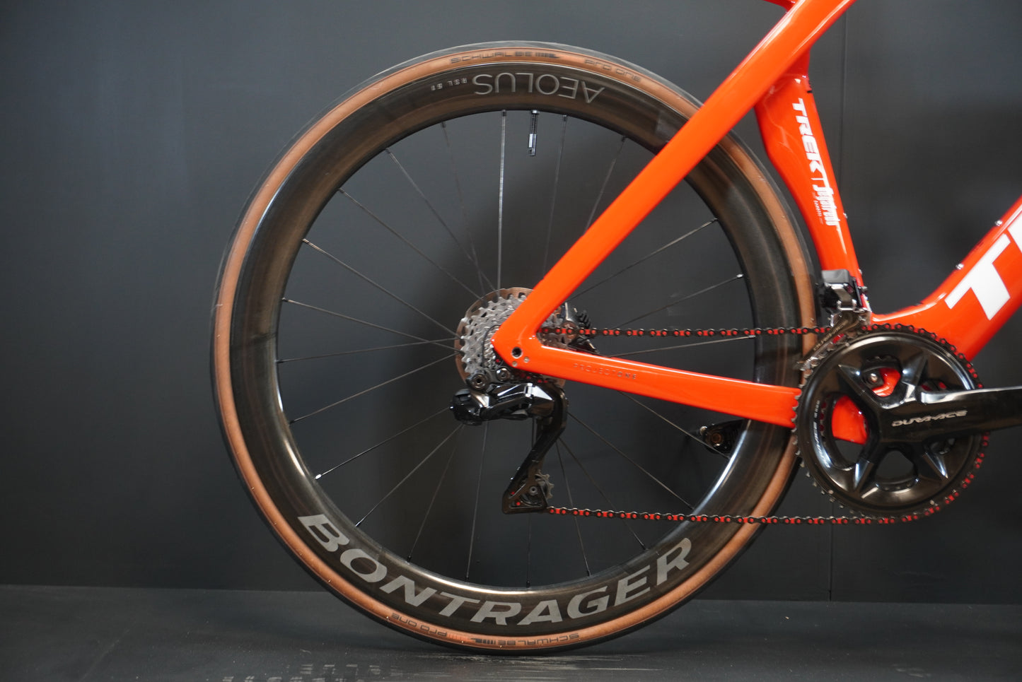 Trek Madone SLR 9 Gen 7 Dura-Ace Di2 Carbon Disc Road Bike 2024 - 56cm
