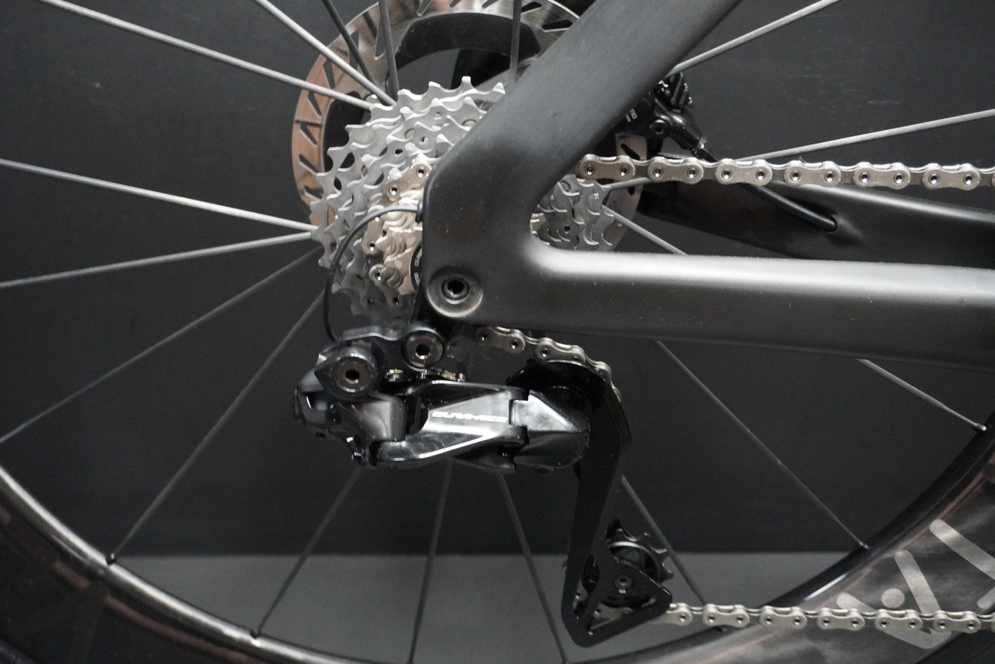 Canyon Aeroad CFR Dura-Ace Di2 Carbon Disc Road Bike 2024 - Medium