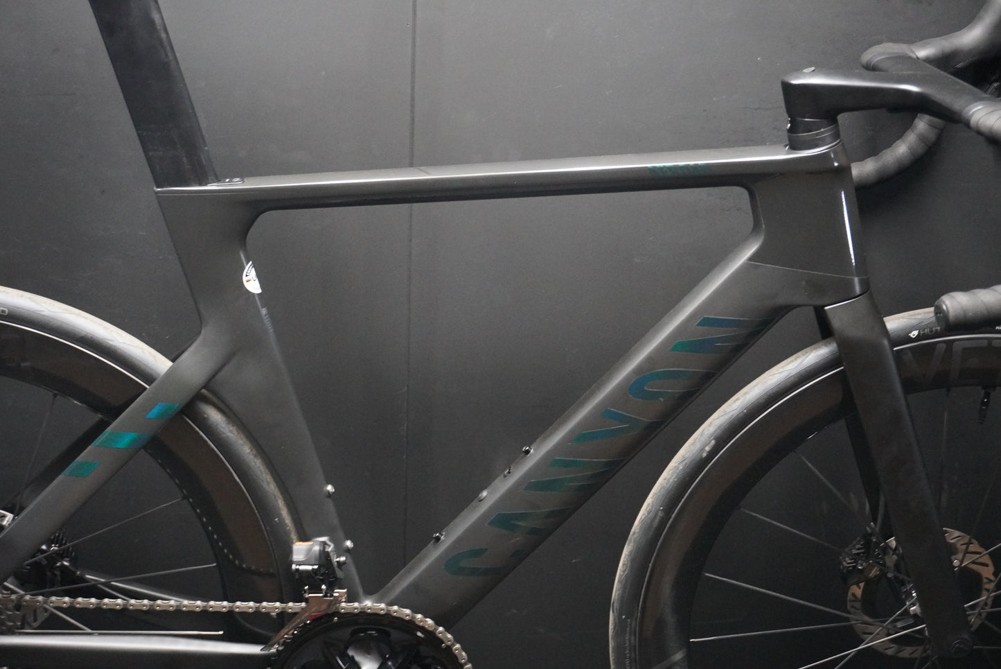 Canyon Aeroad CFR Dura-Ace Di2 Carbon Disc Road Bike 2024 - Medium