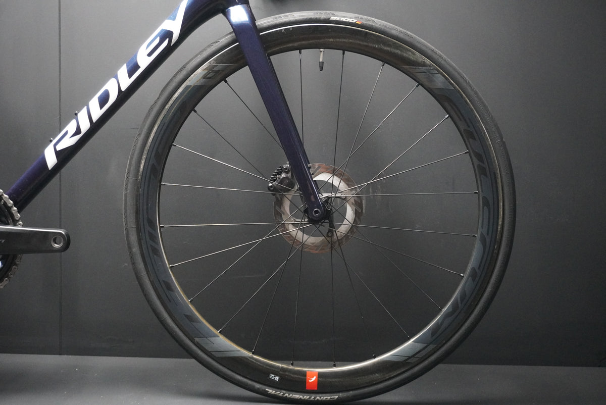 Side View Ridley Ridley Helium SLX Di2 Carbon Disc Road Bike 2023 - Large