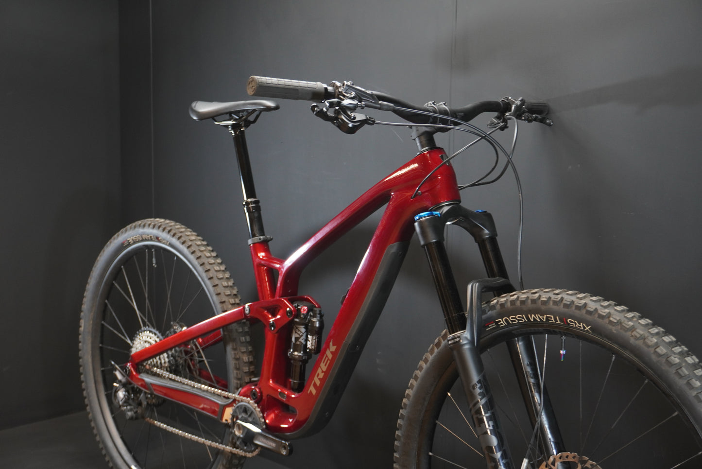 Trek Fuel EX 9.7 Gen 6 Carbon Full Suspension MTB 2023 - Medium