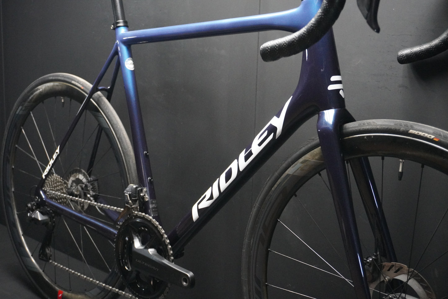 Ridley Helium SLX Di2 Carbon Disc Road Bike 2023 - Large