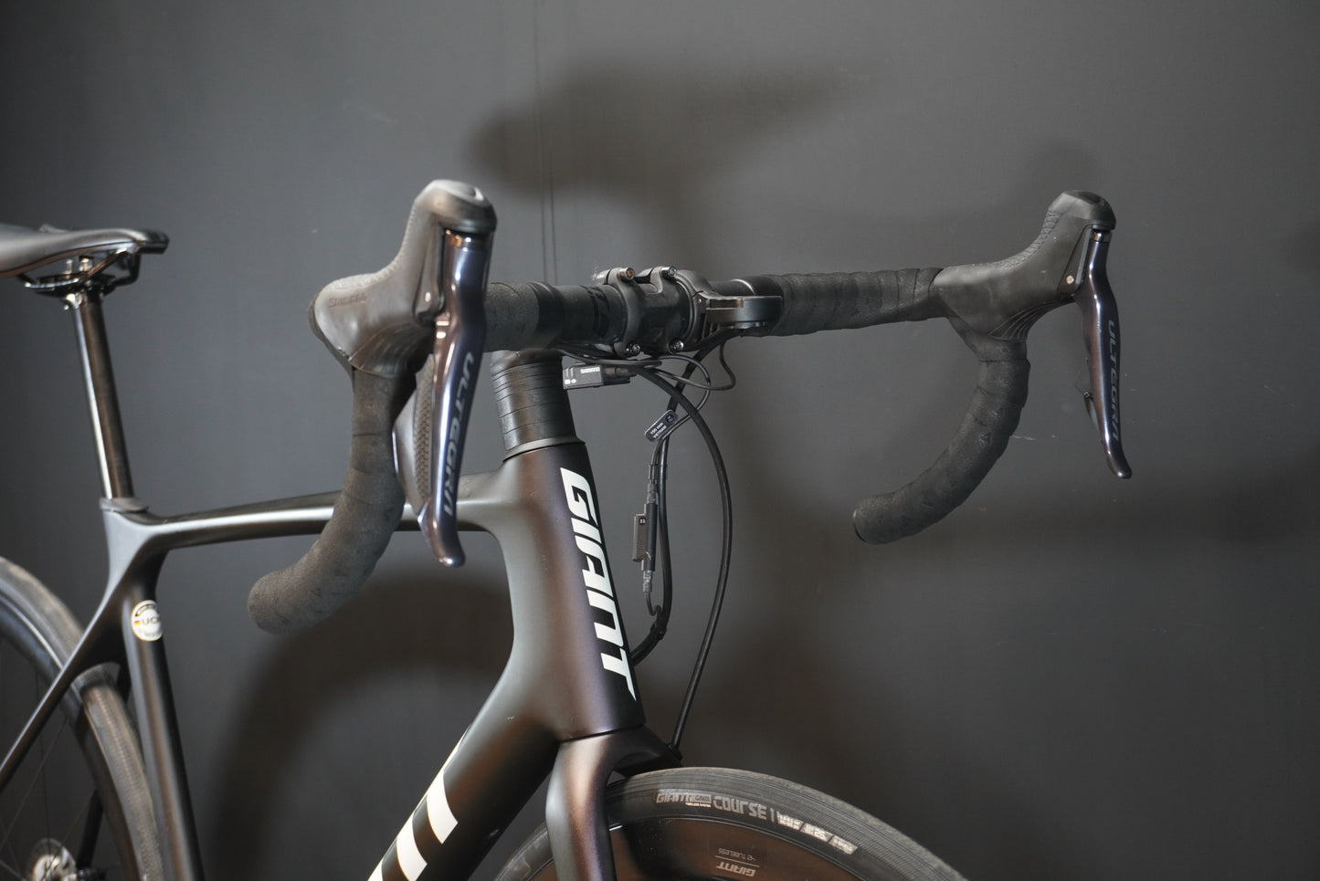Giant TCR Advanced Pro Disc 0 Carbon Road Bike 2021 - M/L