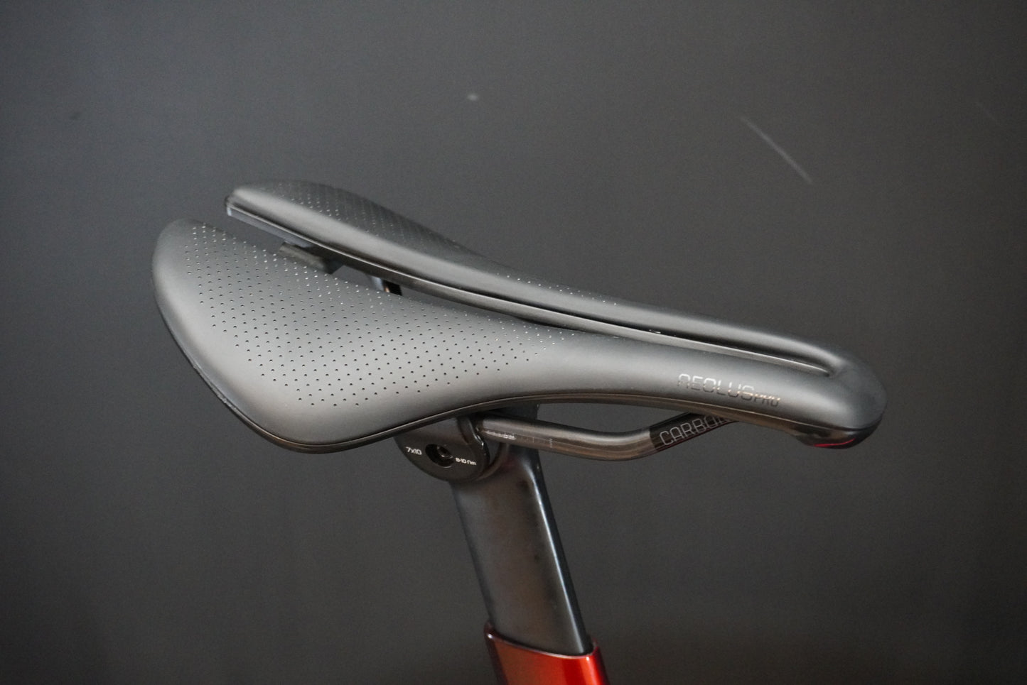 Trek Madone SLR 7 AXS Gen 8 Carbon Road Bike 2025 - M/L