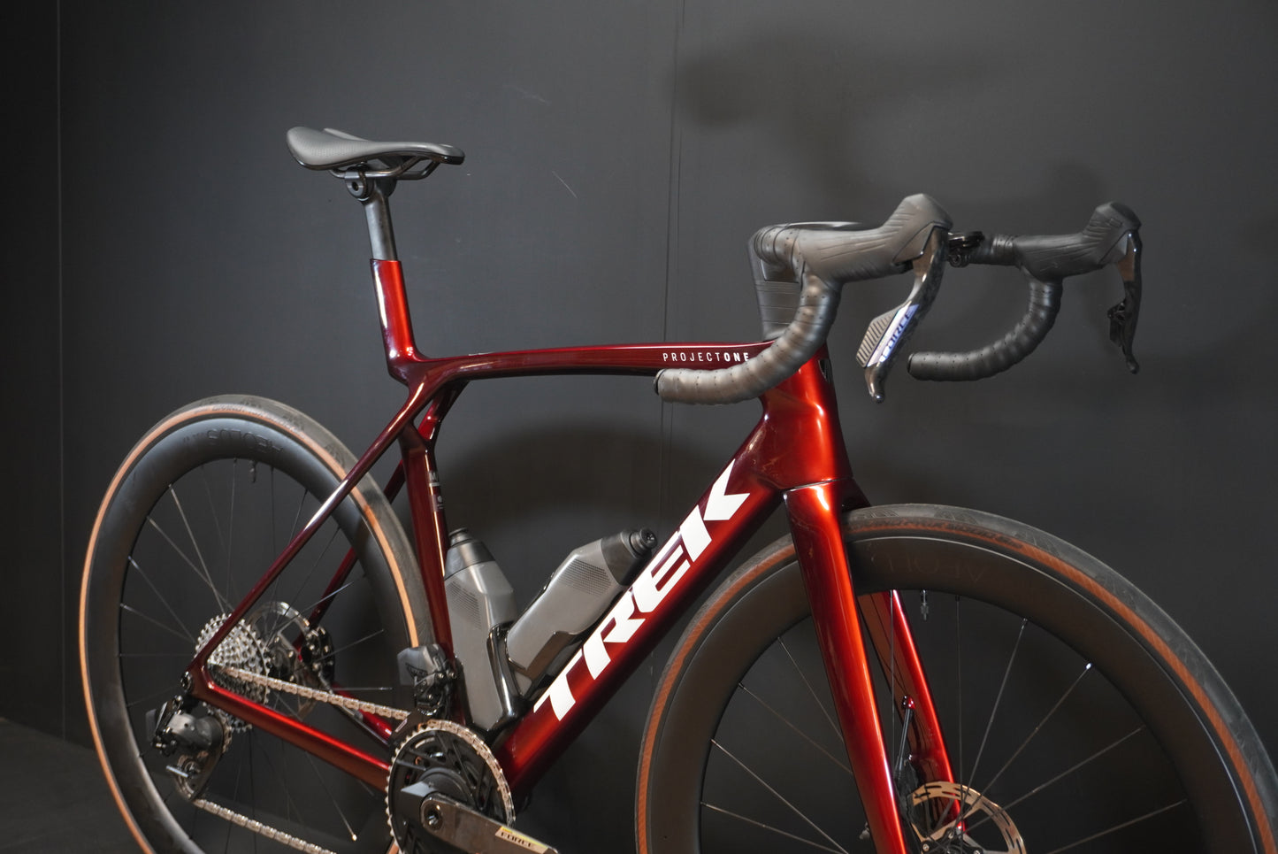 Trek Madone SLR 7 AXS Gen 8 Carbon Road Bike 2025 - M/L