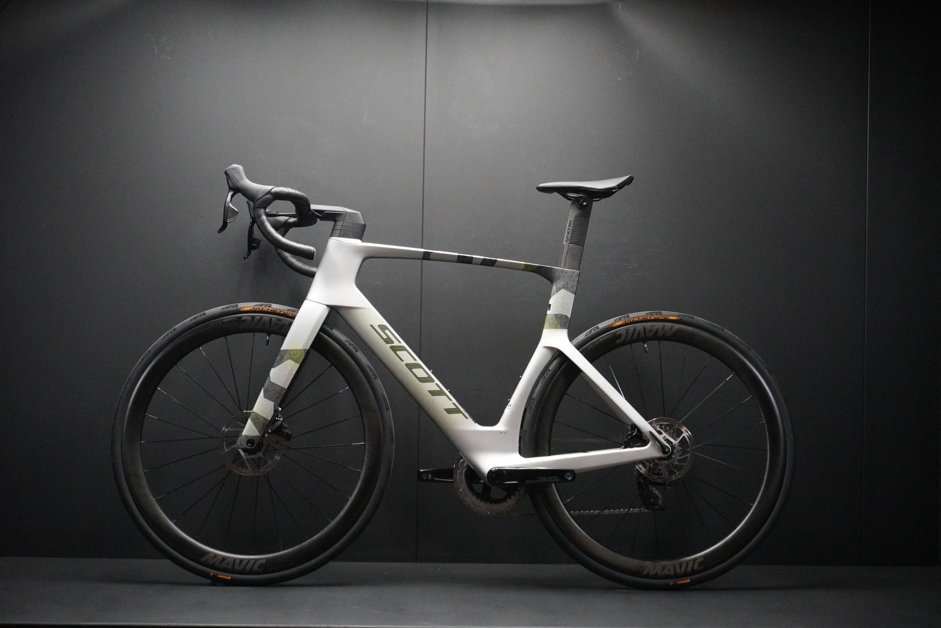 Scott Foil RC Rival AXS Carbon Disc Road Bike 2024 - Large - Upgraded Wheels