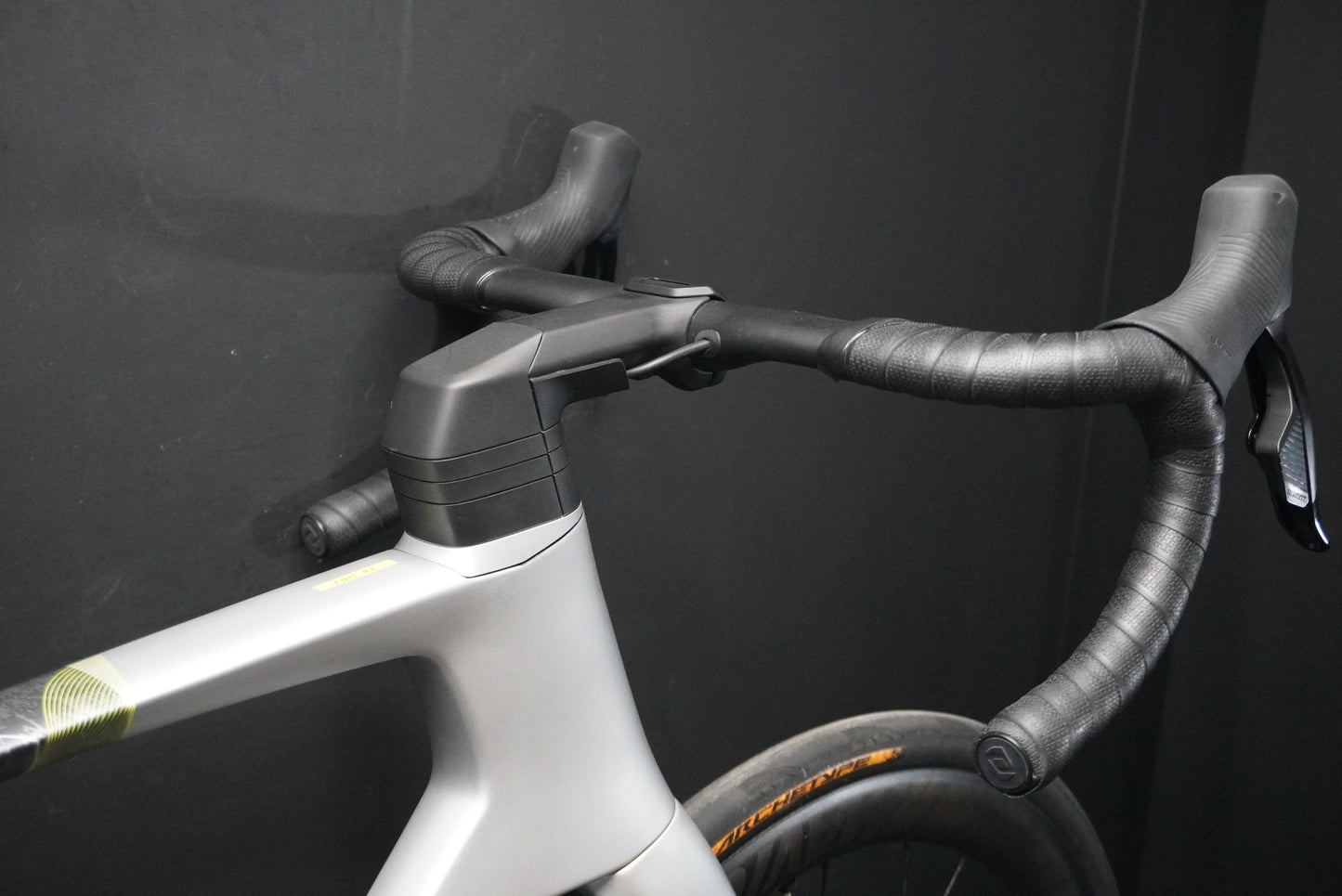 Scott Foil RC Rival AXS Carbon Disc Road Bike 2024 - Large - Upgraded Wheels