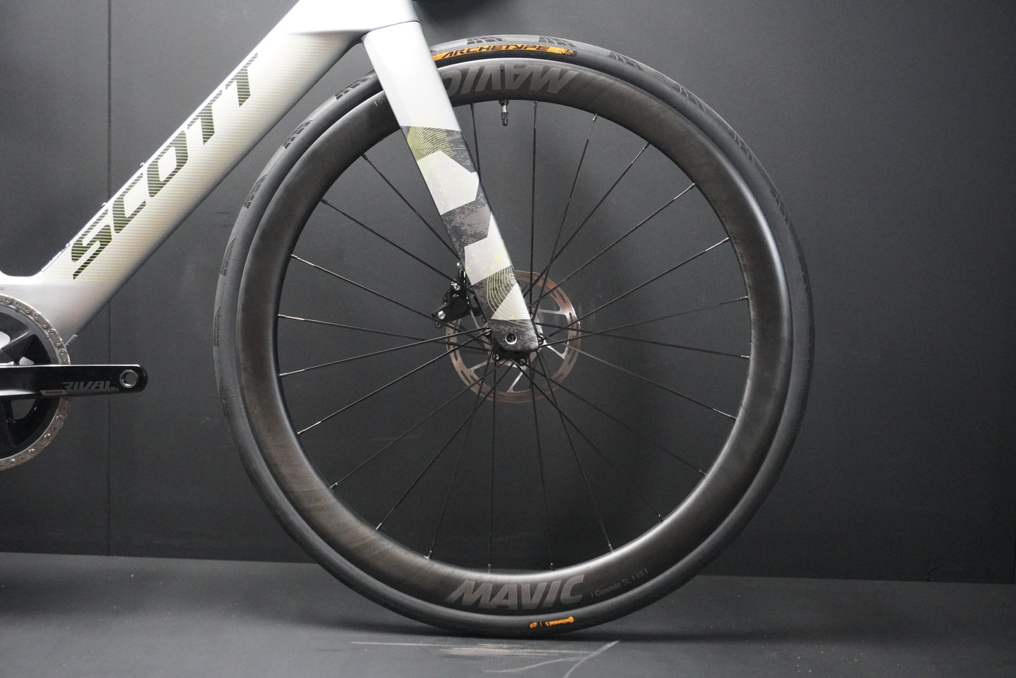 Scott Foil RC Rival AXS Carbon Disc Road Bike 2024 - Large - Upgraded Wheels