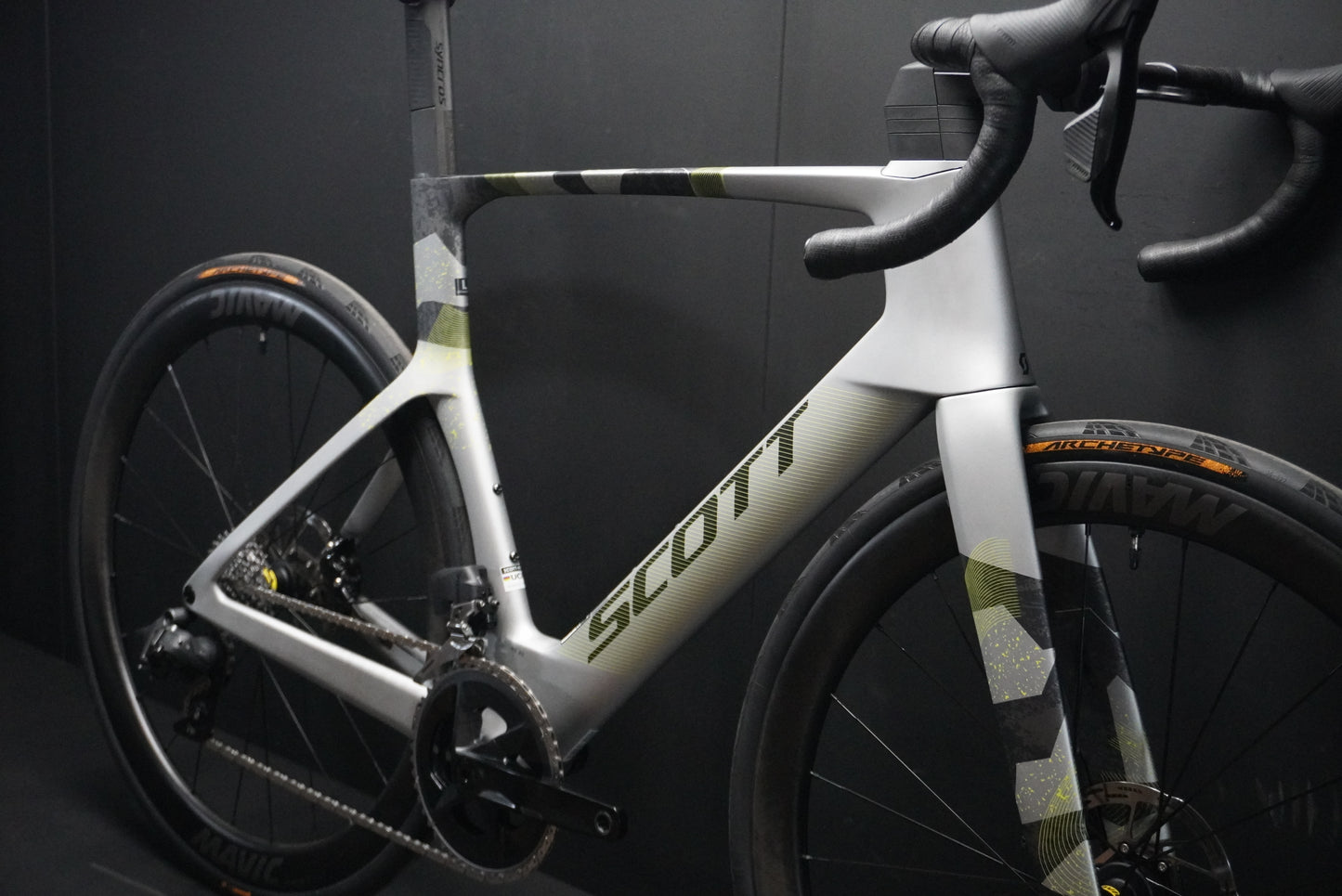 Scott Foil RC Rival AXS Carbon Disc Road Bike 2024 - Large - Upgraded Wheels