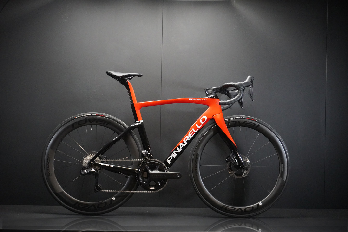 Pinarello F7 Ultegra Di2 Carbon Disc Road Bike 2024 - 530mm