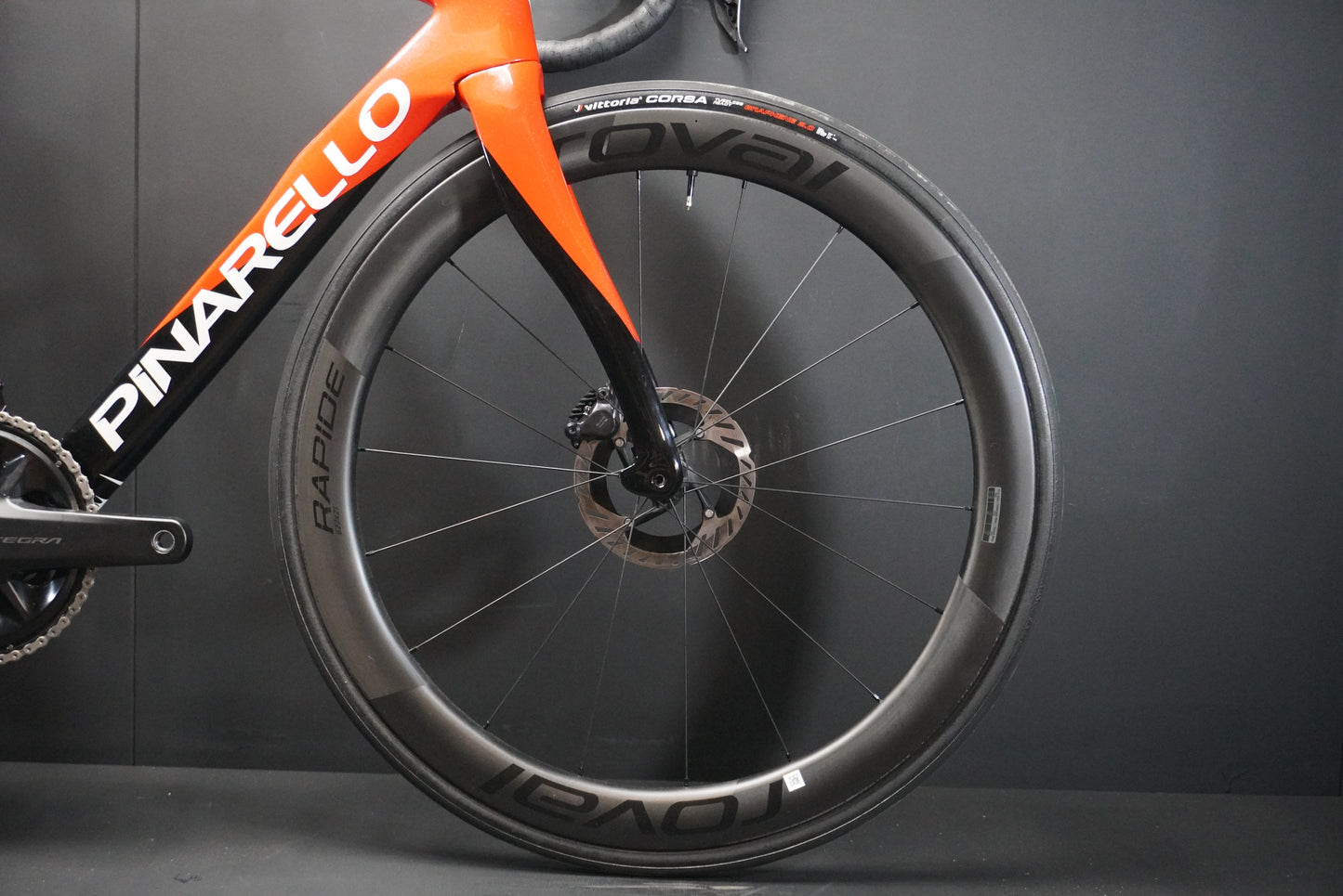 Pinarello F7 Ultegra Di2 Carbon Disc Road Bike 2024 - 530mm