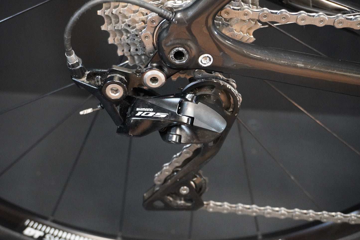 Specialized Tarmac SL6 Sport 105 Carbon Disc Road Bike 2023 - 54cm