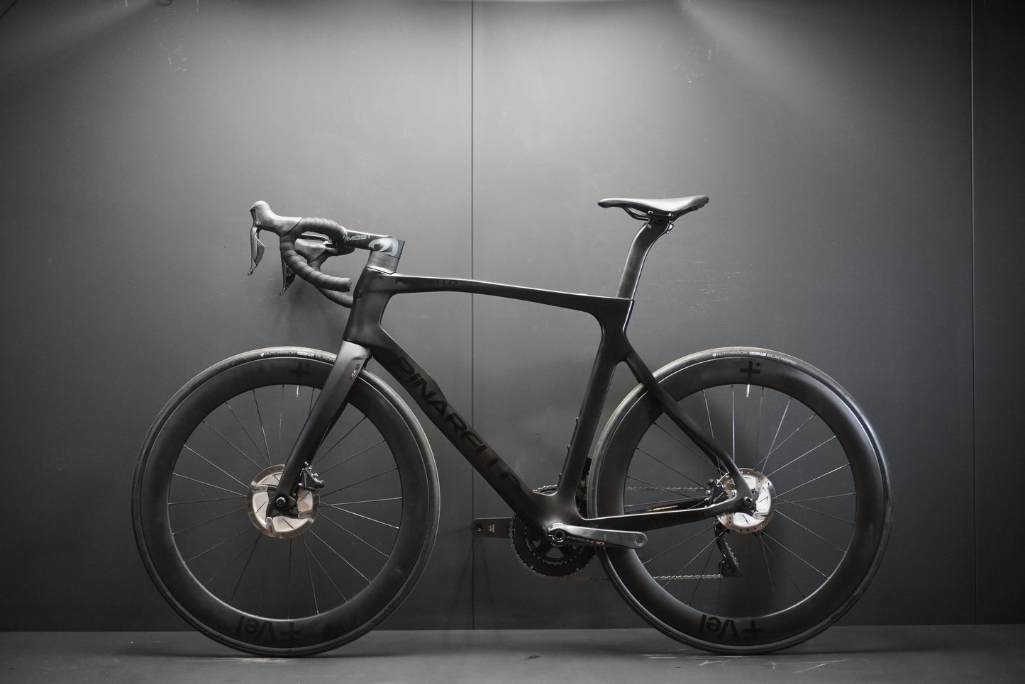 Pinarello Prince Ultegra Di2 Carbon Disc Road Bike 2022 - 560mm