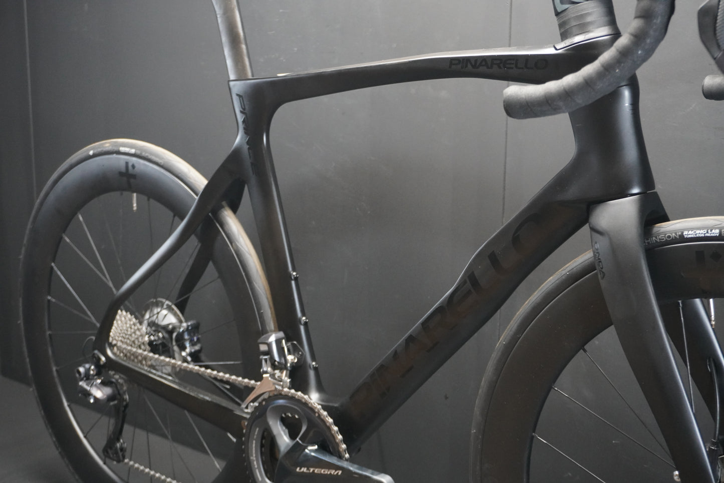 Pinarello Prince Ultegra Di2 Carbon Disc Road Bike 2022 - 560mm