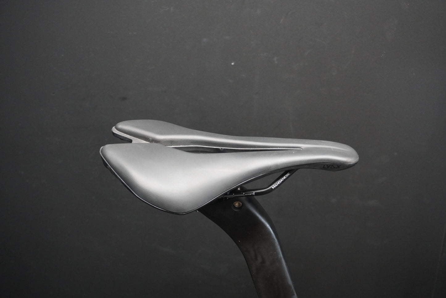 Pinarello Prince Ultegra Di2 Carbon Disc Road Bike 2022 - 560mm