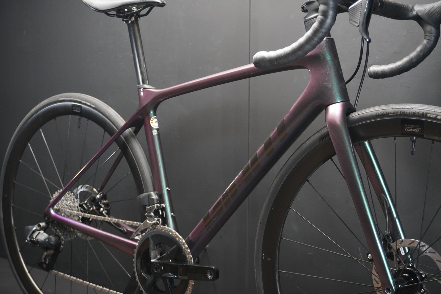 Giant TCR Advanced Pro 1 Rival AXS Carbon Disc Road Bike 2024 - Small